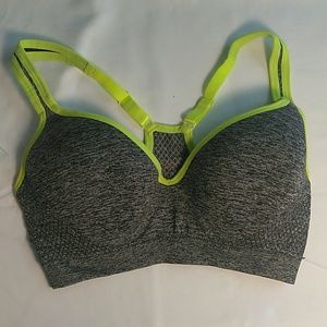NWOT Danskin Now Athletic Bra